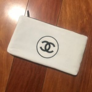NEW CHANEL Makeup Bag w/ like-new retail wrapping!